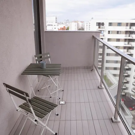 Vitan Oasis ---free Secured Private Parking---self Check-in-- Bukarest