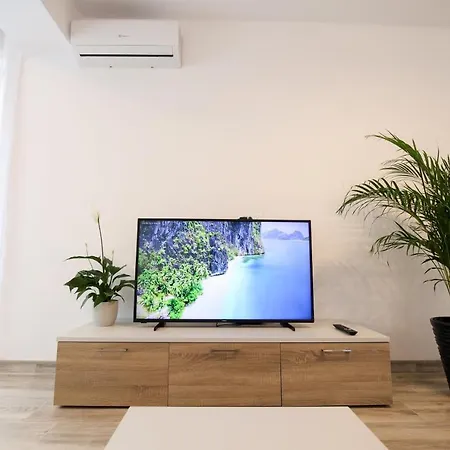 Vitan Oasis ---free Secured Private Parking---self Check-in--