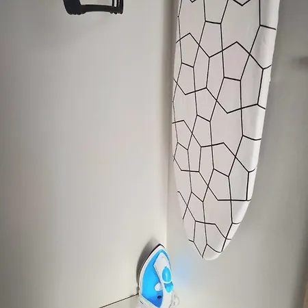 Vitan Oasis ---free Secured Private Parking---self Check-in-- Апартаменты *