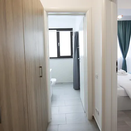 Vitan Oasis ---free Secured Private Parking---self Check-in-- *