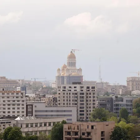 Апартаменты Vitan Oasis ---free Secured Private Parking---self Check-in-- *