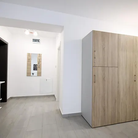 Vitan Oasis ---free Secured Private Parking---self Check-in--