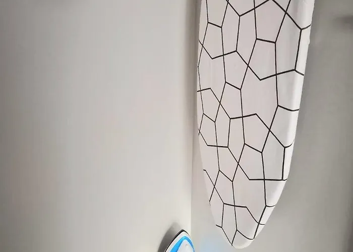 Vitan Oasis ---free Secured Private Parking---self Check-in-- Апартаменты *