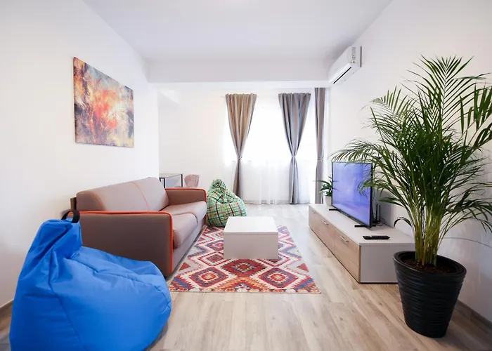 Apartment Vitan Oasis ---free Secured Private Parking---self Check-in-- *