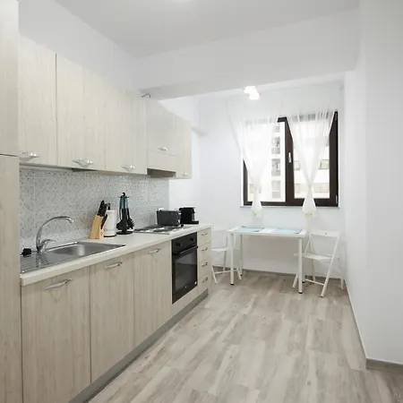 Vitan Oasis ---free Secured Private Parking---self Check-in-- Апартаменты Бухарест