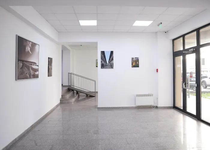 Vitan Oasis ---free Secured Private Parking---self Check-in-- * Бухарест