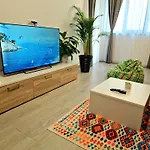 Vitan Oasis ---free Secured Private Parking---self Check-in-- Lägenhet Bukarest