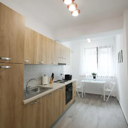 Vitan Oasis ---free Secured Private Parking---self Check-in-- Bucharest