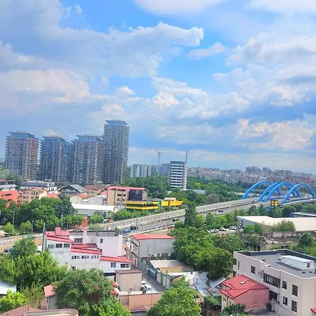 Vitan Oasis ---free Secured Private Parking---self Check-in-- Apartment *