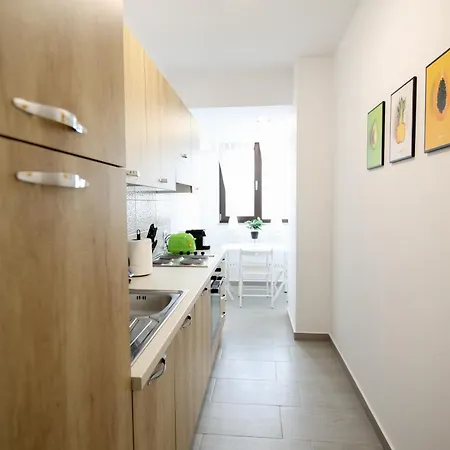Vitan Oasis ---free Secured Private Parking---self Check-in-- * Bucharest